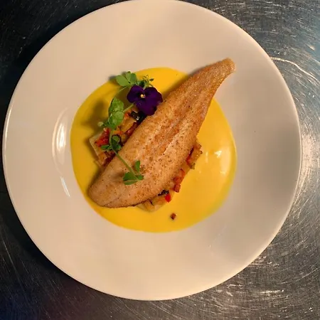 Hotel Logis Du Midi 3*