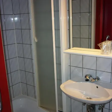 Logis Du Midi Hotell La-Roche-en-Ardenne